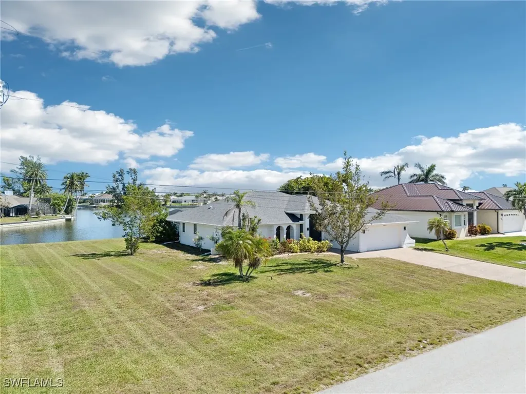 3627 SW 15th Place Cape Coral FL 33914