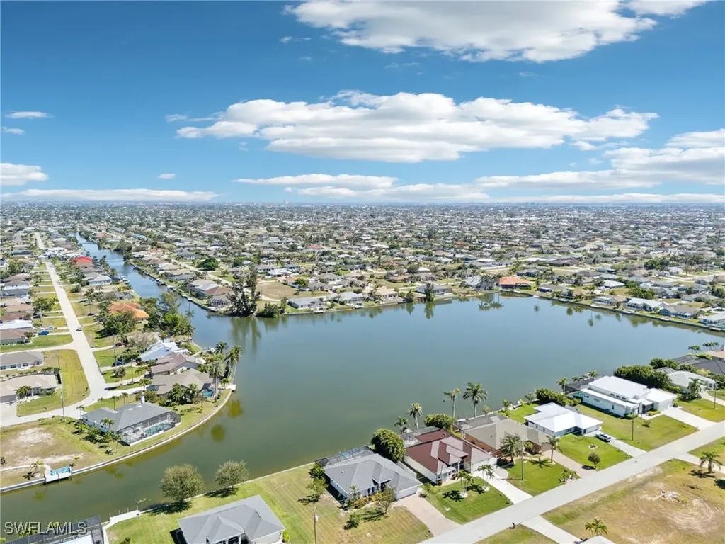 3627 SW 15th Place Cape Coral FL 33914