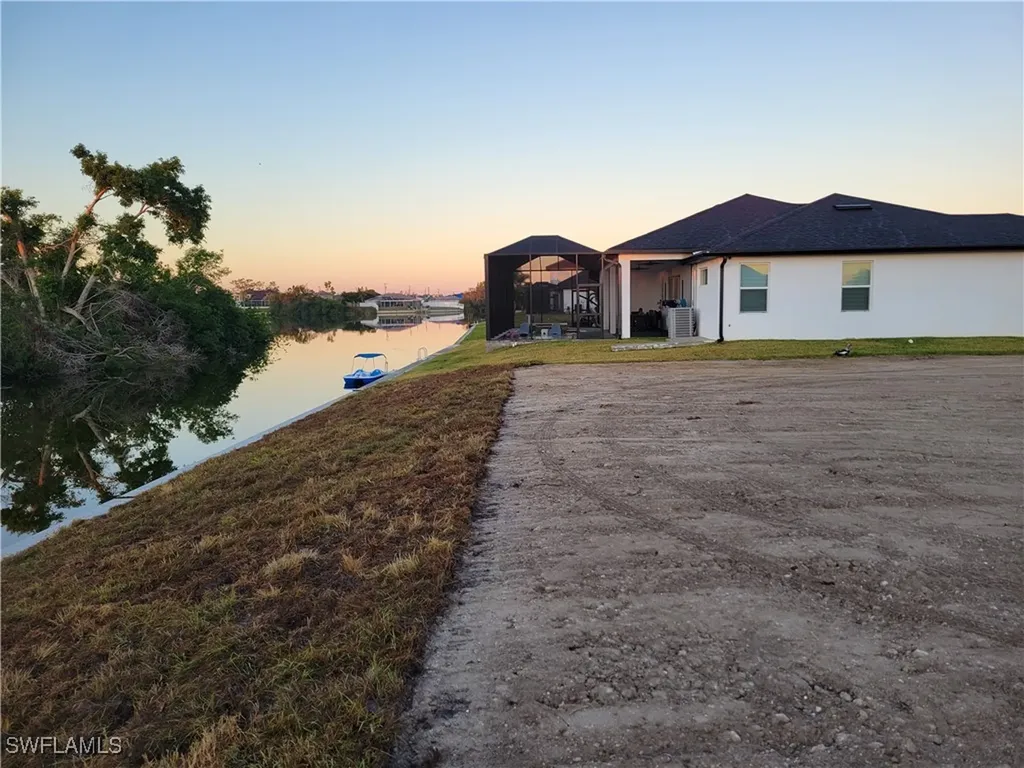 1906 NE 6th Street Cape Coral FL 33909