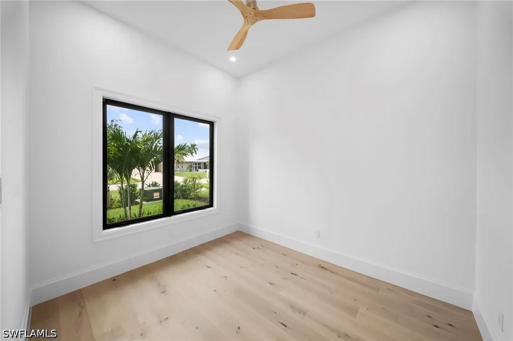 708 100th Avenue N Naples FL 34108