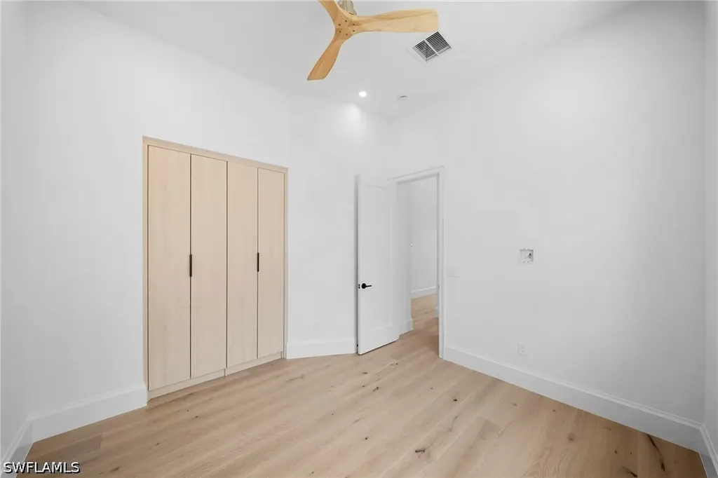 708 100th Avenue N Naples FL 34108
