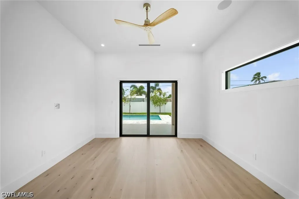 708 100th Avenue N Naples FL 34108