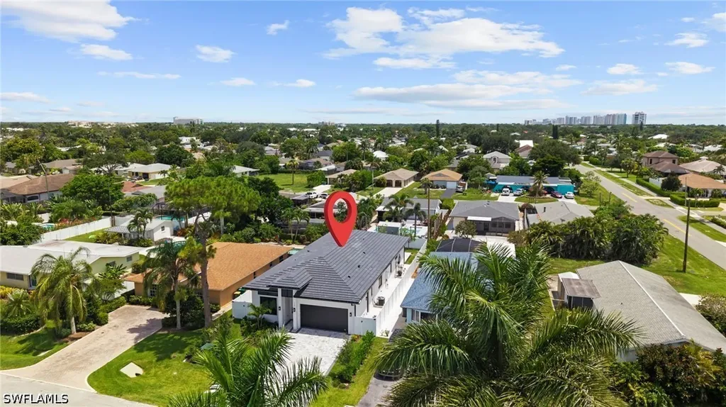 708 100th Avenue N Naples FL 34108