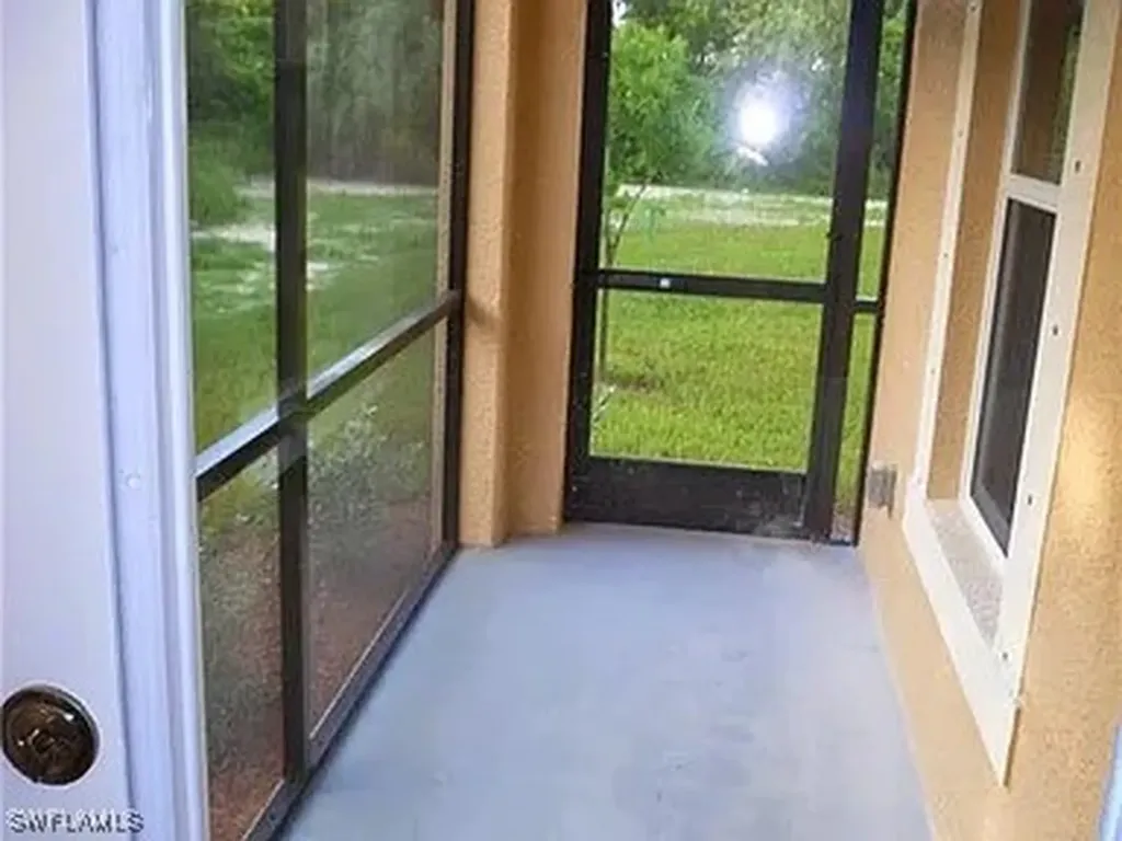9226/9230 Tangelo Boulevard Fort Myers FL 33967
