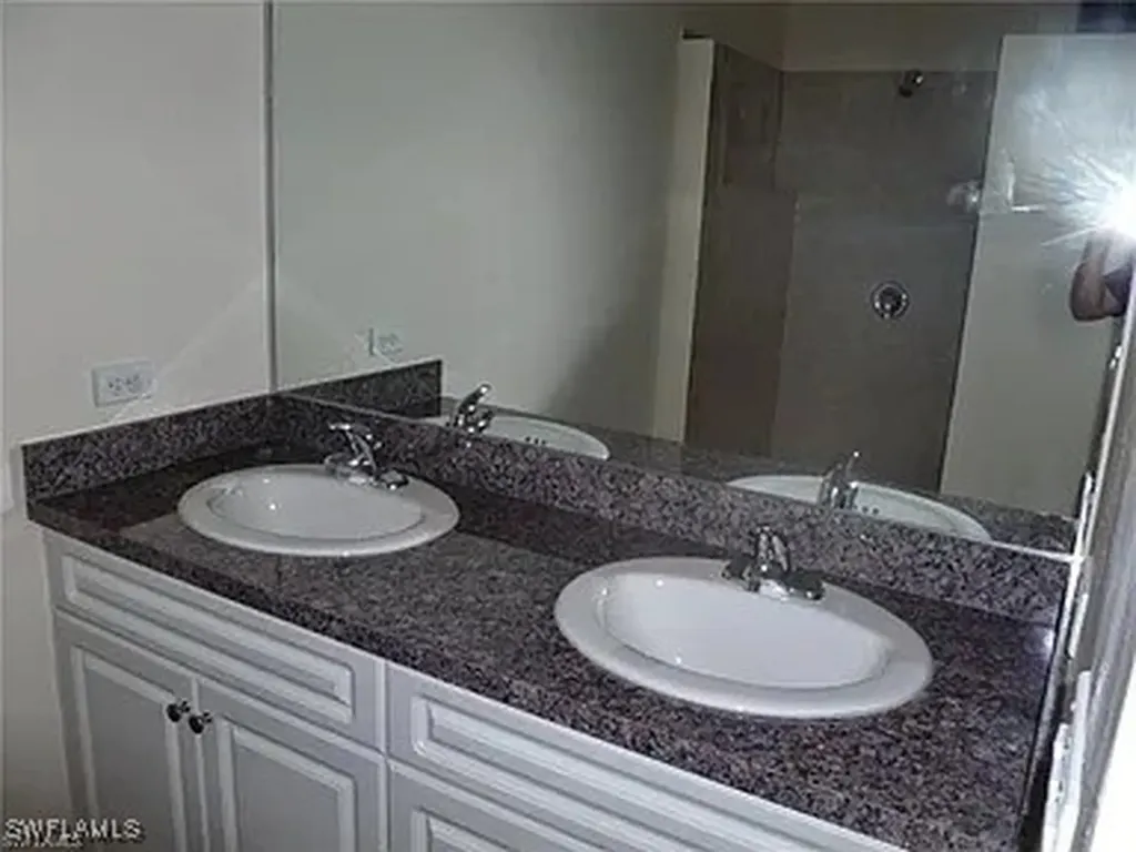 9226/9230 Tangelo Boulevard Fort Myers FL 33967