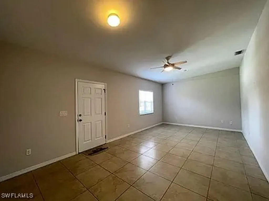 9226/9230 Tangelo Boulevard Fort Myers FL 33967