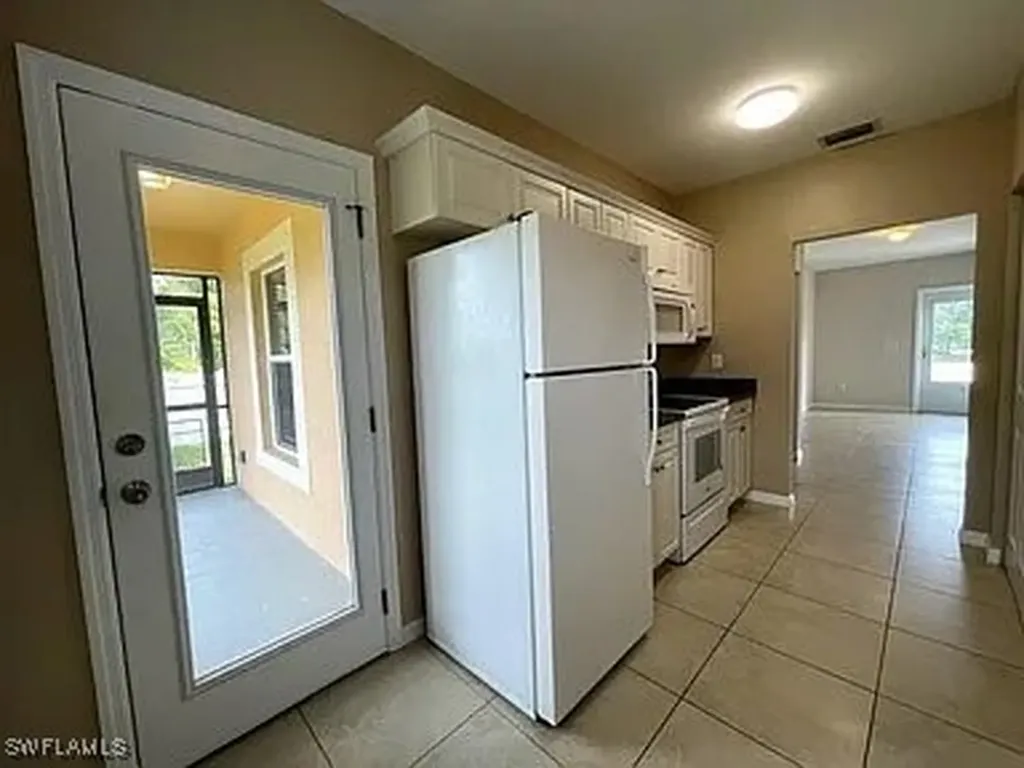 9226/9230 Tangelo Boulevard Fort Myers FL 33967