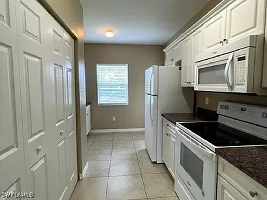 9226/9230 Tangelo Boulevard Fort Myers FL 33967