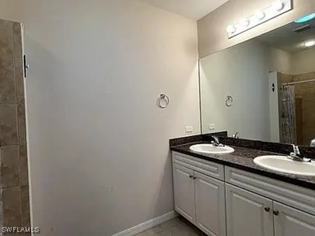 9226/9230 Tangelo Boulevard Fort Myers FL 33967