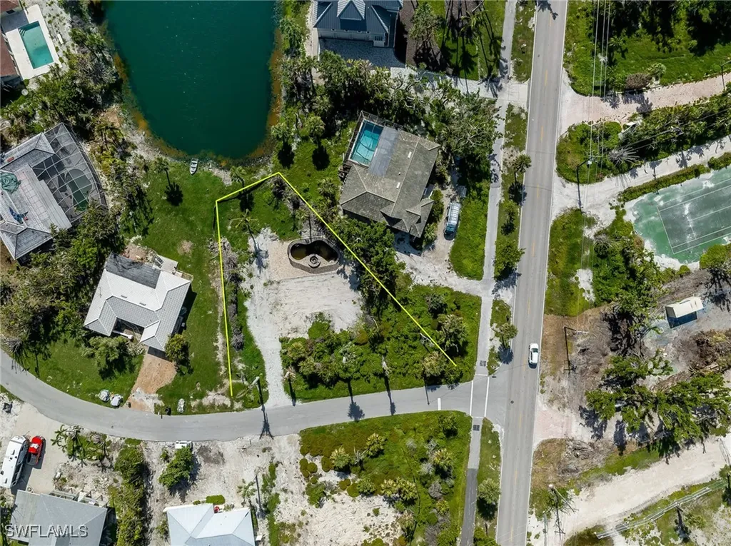 327 Palm Lake Drive Sanibel FL 33957
