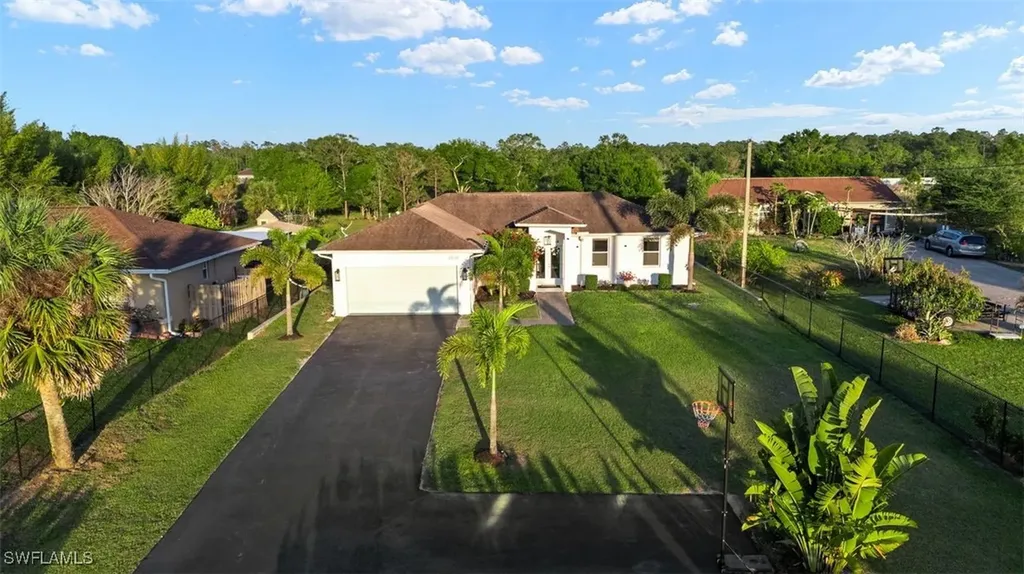 6530 Everglades Boulevard N Naples FL 34120