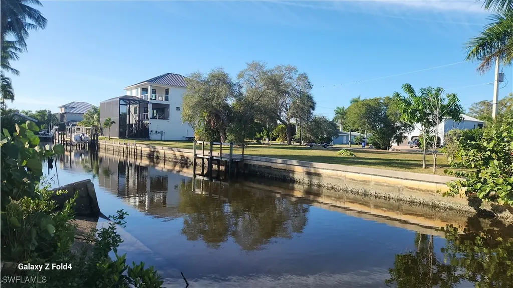 27575 Tarpon Way Bonita Springs FL 34134