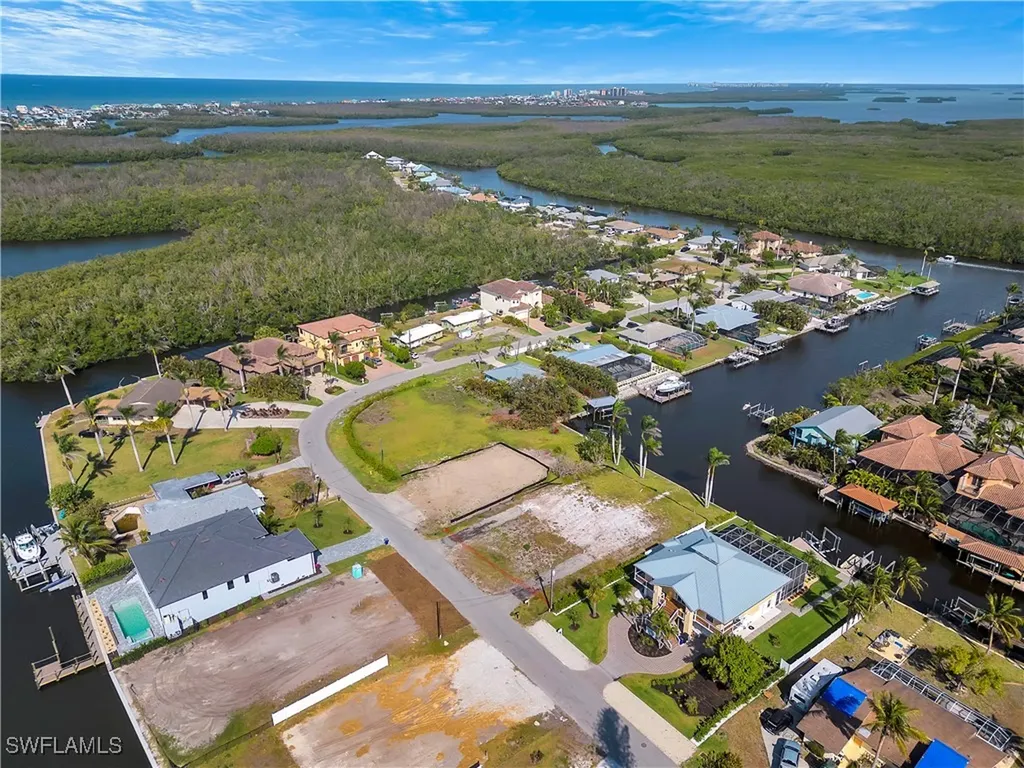 4884-4886 Esplanade Street Bonita Springs FL 34134