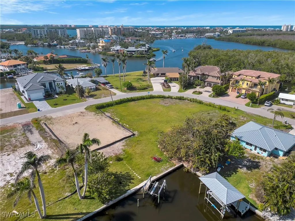 4884-4886 Esplanade Street Bonita Springs FL 34134