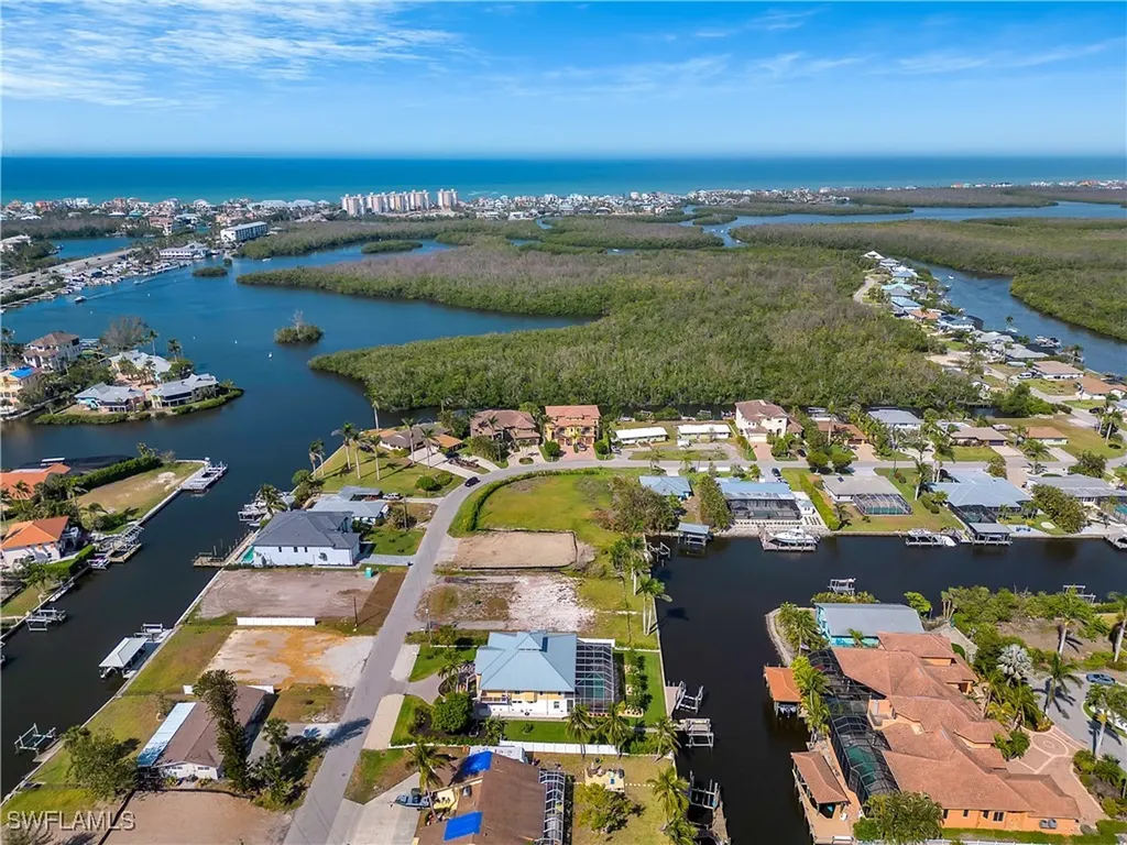 4884-4886 Esplanade Street Bonita Springs FL 34134