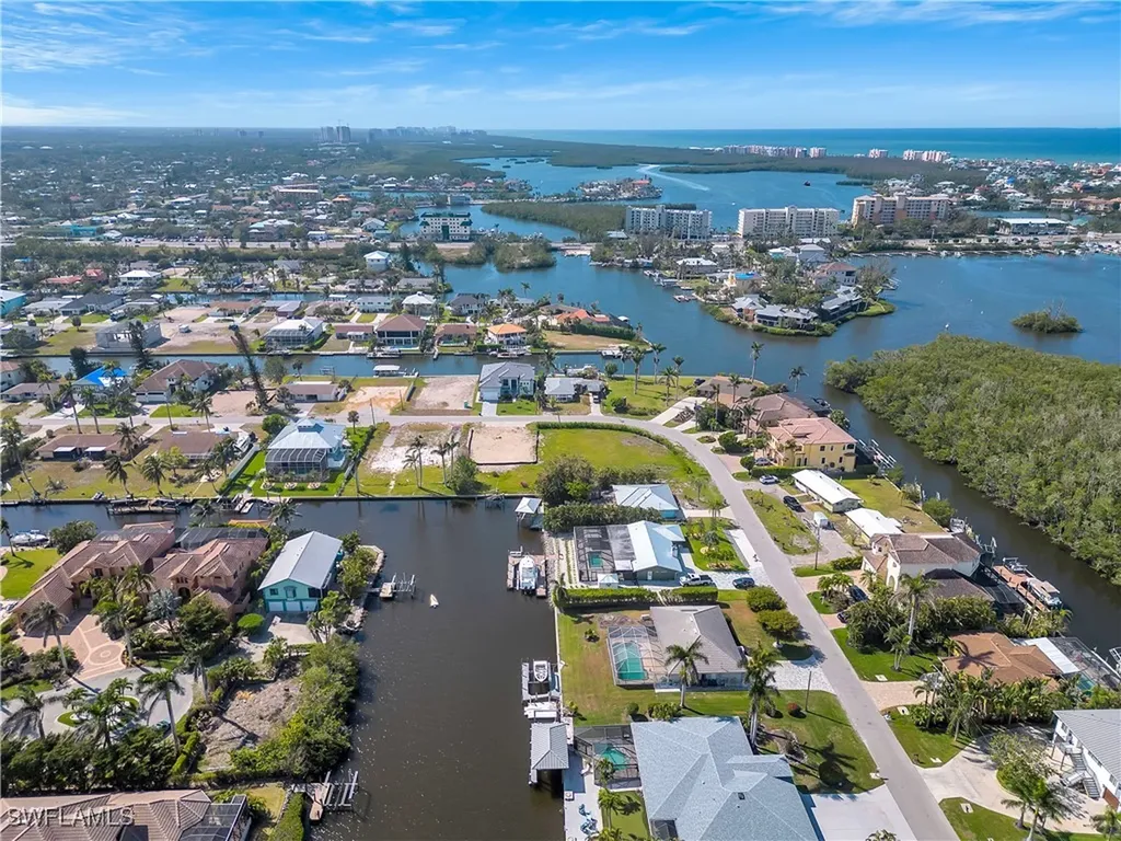 4884-4886 Esplanade Street Bonita Springs FL 34134