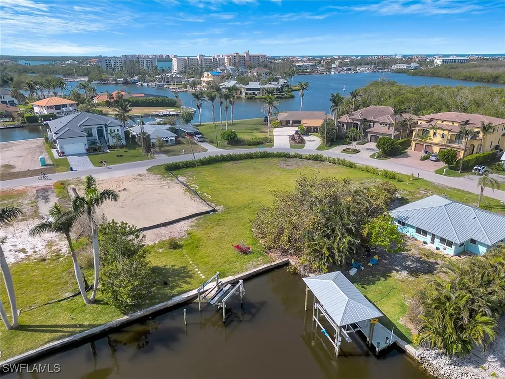 4884-4886 Esplanade Street Bonita Springs FL 34134