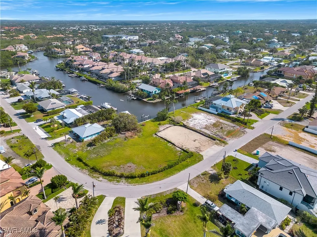 4884-4886 Esplanade Street Bonita Springs FL 34134