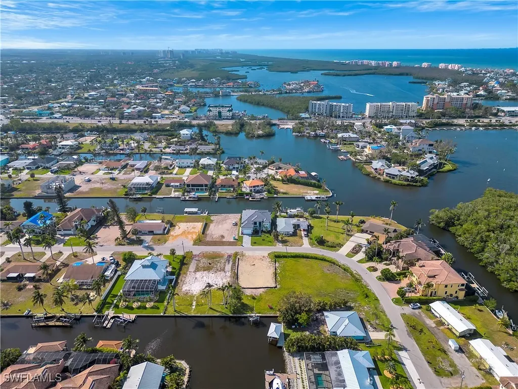 4884-4886 Esplanade Street Bonita Springs FL 34134