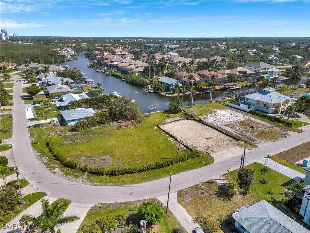 4884-4886 Esplanade Street Bonita Springs FL 34134