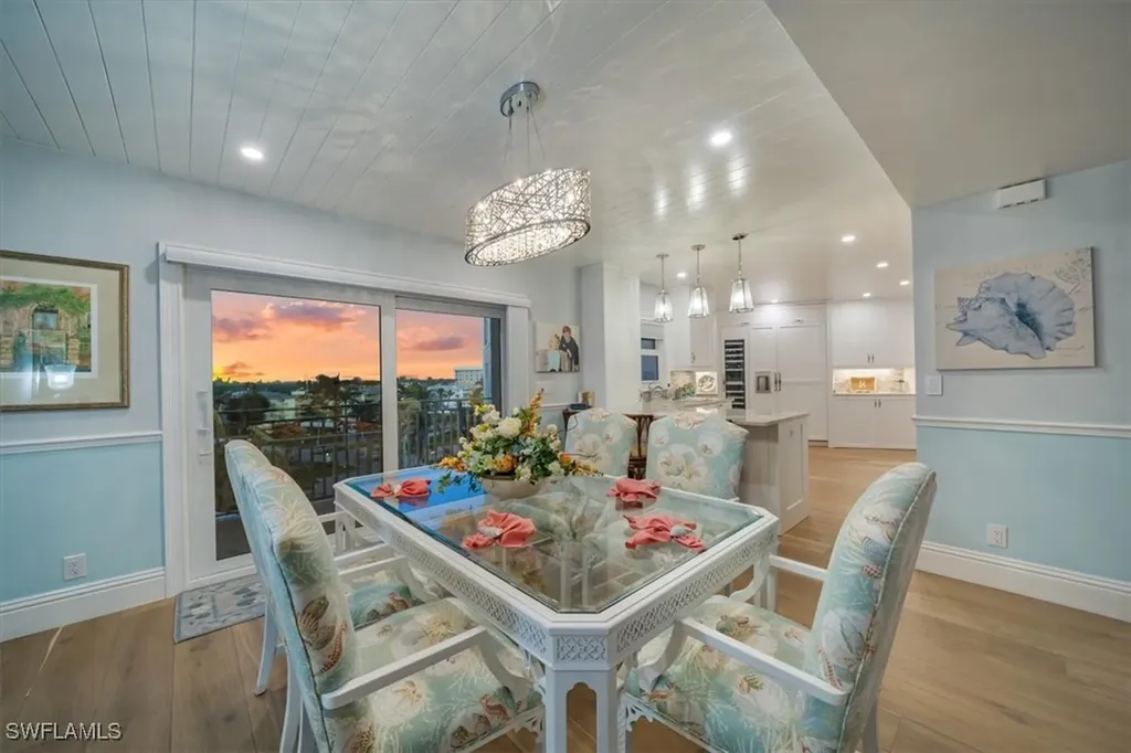 2901 Gulf Shore Boulevard N Naples FL 34103