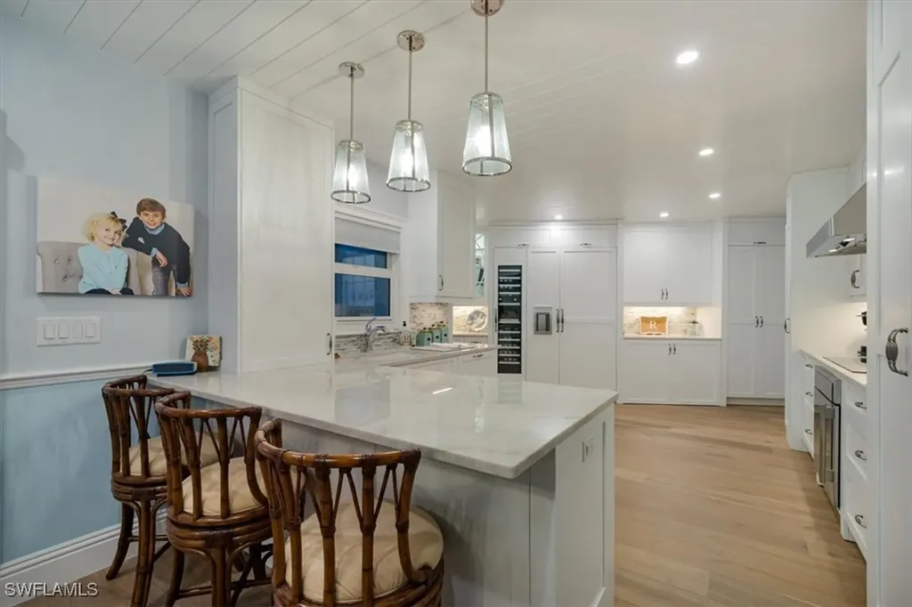 2901 Gulf Shore Boulevard N Naples FL 34103