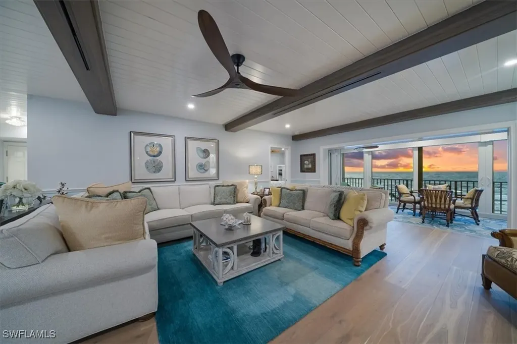 2901 Gulf Shore Boulevard N Naples FL 34103