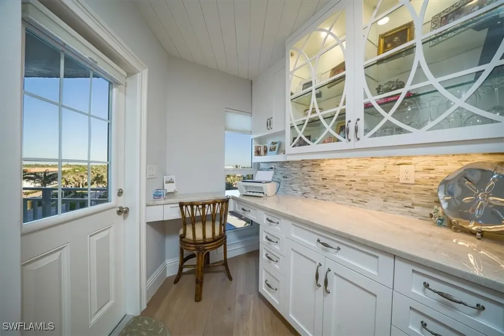 2901 Gulf Shore Boulevard N Naples FL 34103