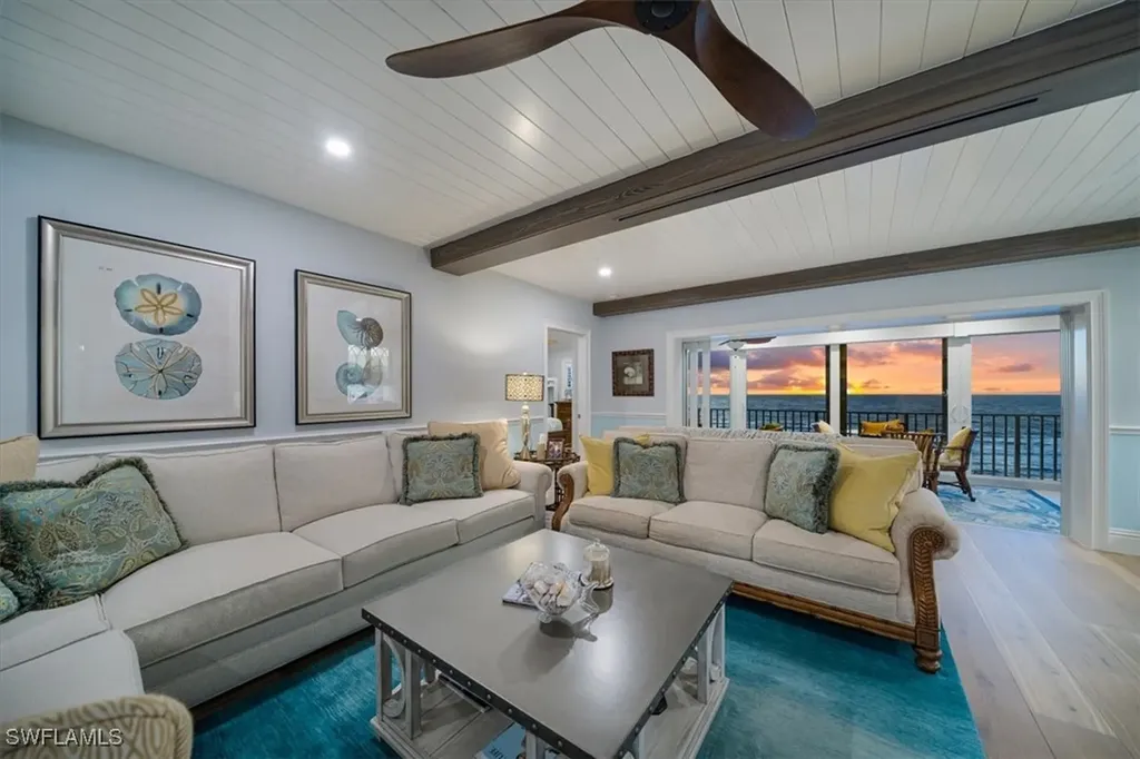 2901 Gulf Shore Boulevard N Naples FL 34103