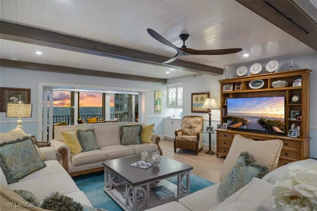 2901 Gulf Shore Boulevard N Naples FL 34103