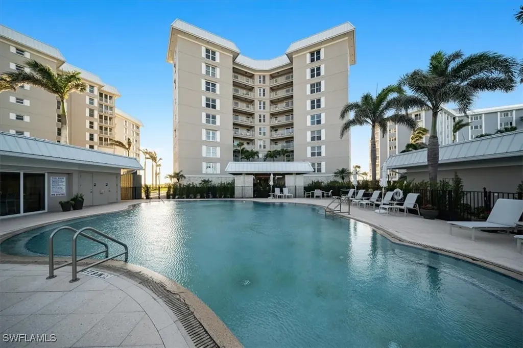 2901 Gulf Shore Boulevard N Naples FL 34103