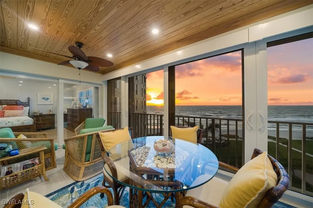 2901 Gulf Shore Boulevard N Naples FL 34103