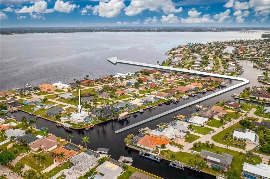 3102 SE 22nd Avenue Cape Coral FL 33904
