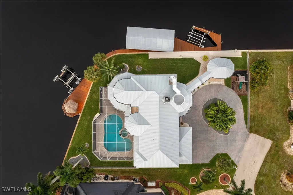 3102 SE 22nd Avenue Cape Coral FL 33904