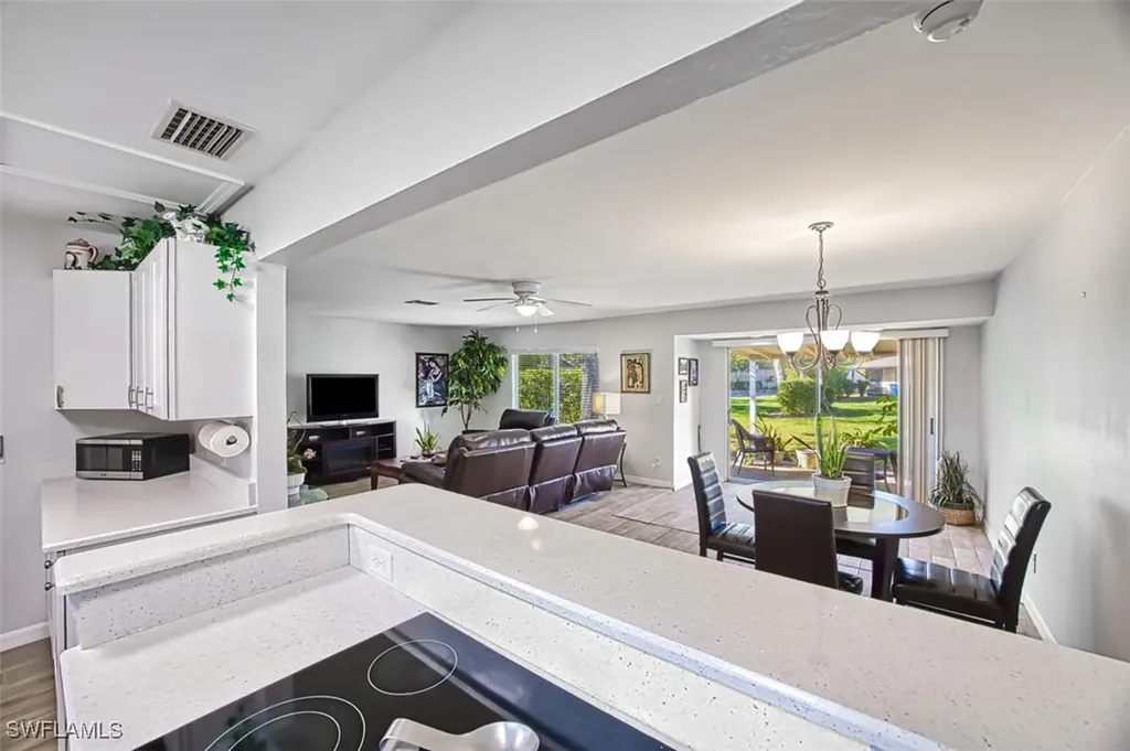 4283 Island Circle Fort Myers FL 33919