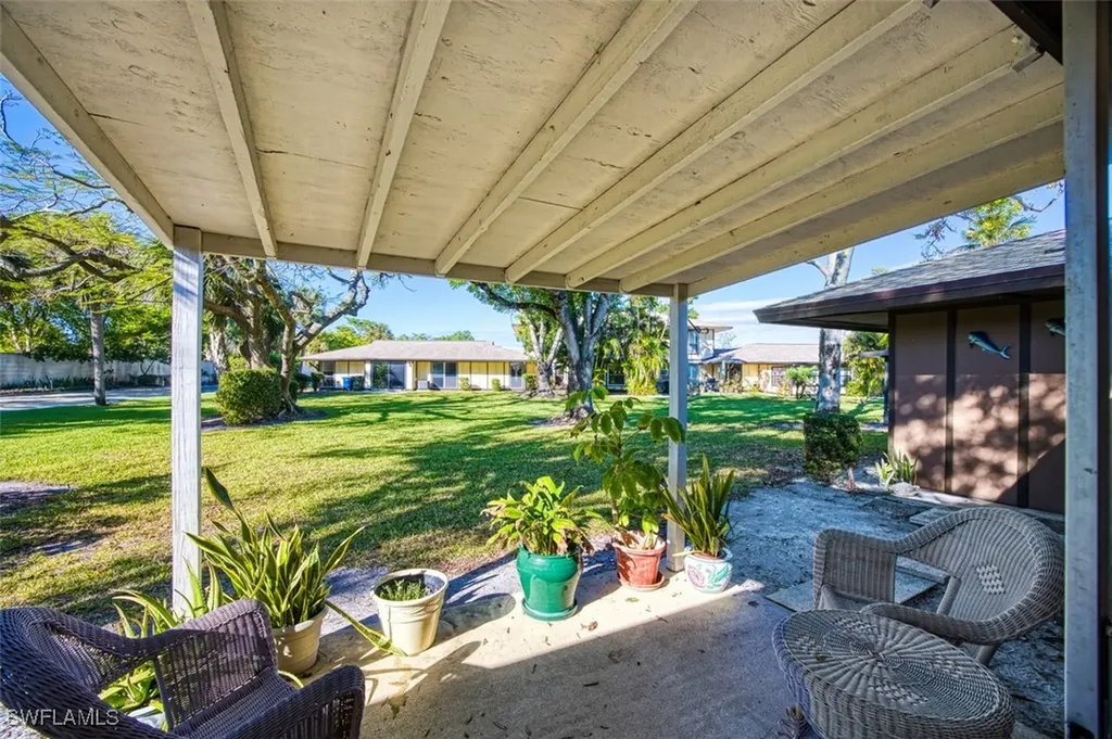 4283 Island Circle Fort Myers FL 33919