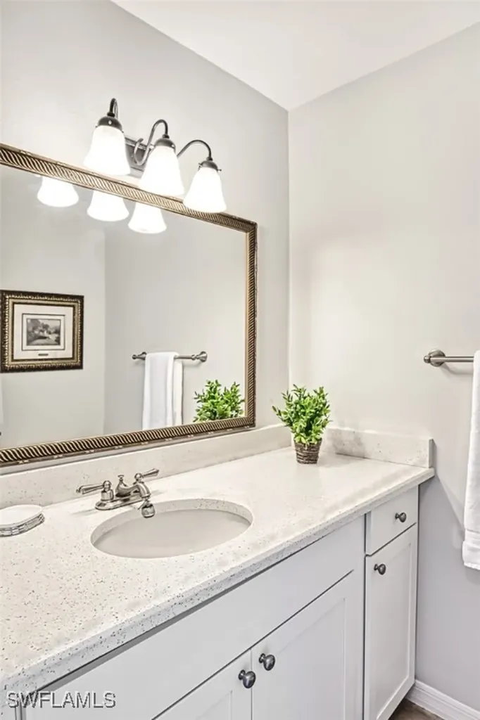 4283 Island Circle Fort Myers FL 33919