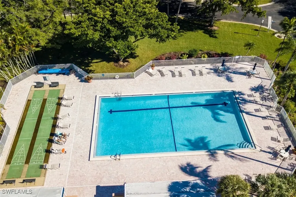 4283 Island Circle Fort Myers FL 33919