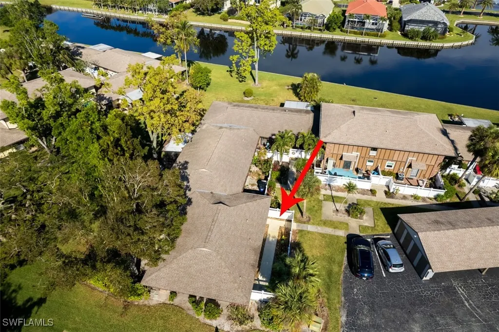 4283 Island Circle Fort Myers FL 33919