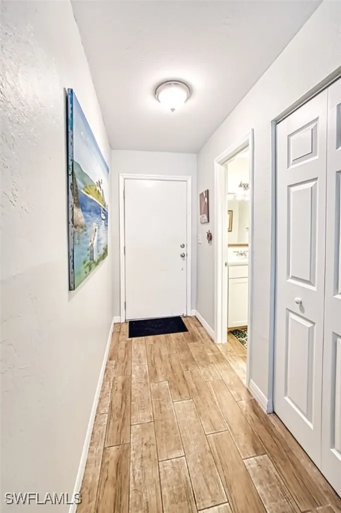 4283 Island Circle Fort Myers FL 33919