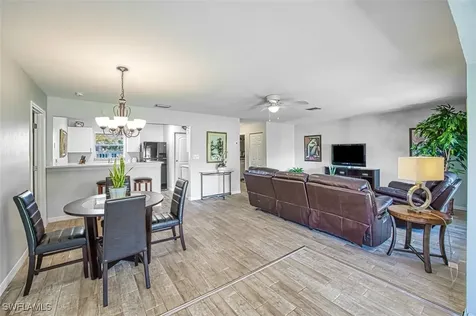 4283 Island Circle Fort Myers FL 33919