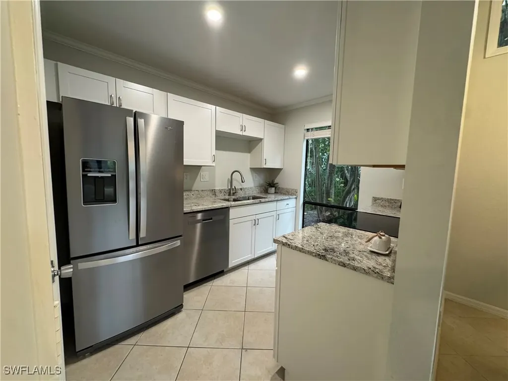 1281 Solana Road Naples FL 34103