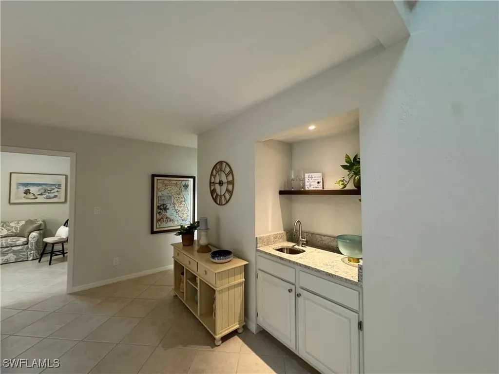 1281 Solana Road Naples FL 34103