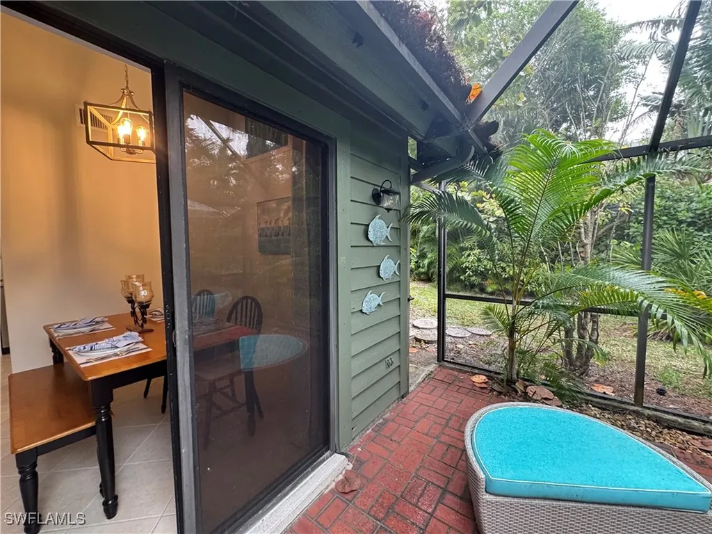 1281 Solana Road Naples FL 34103