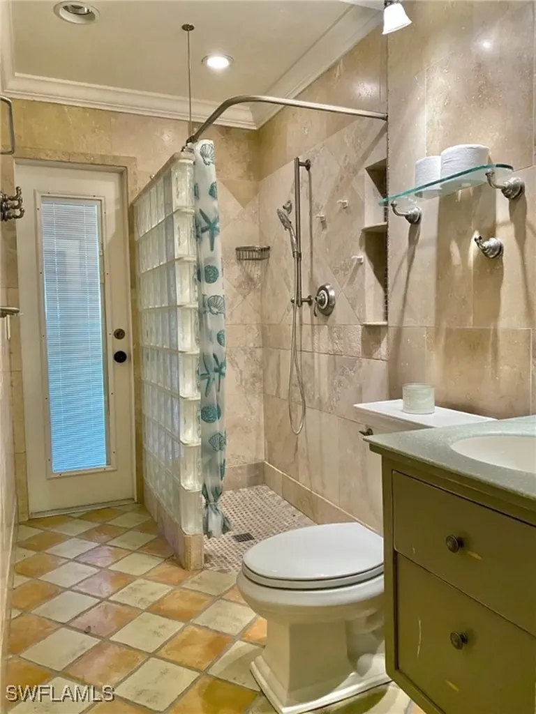 2208 Jackson Avenue Alva FL 33920