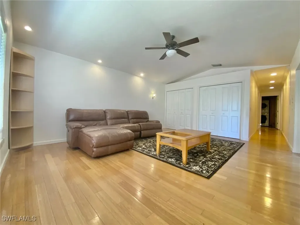 2208 Jackson Avenue Alva FL 33920