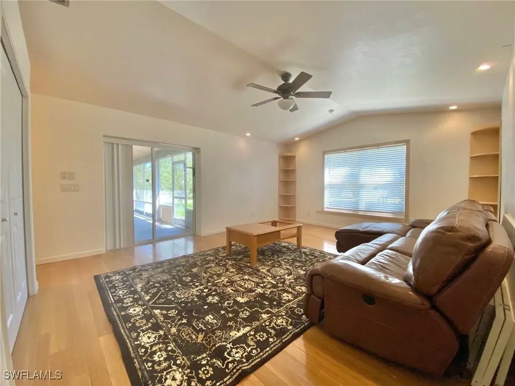 2208 Jackson Avenue Alva FL 33920