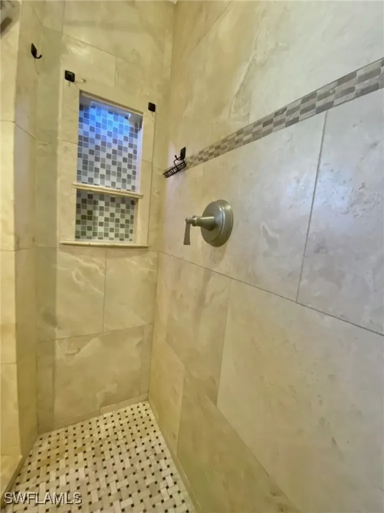 2208 Jackson Avenue Alva FL 33920