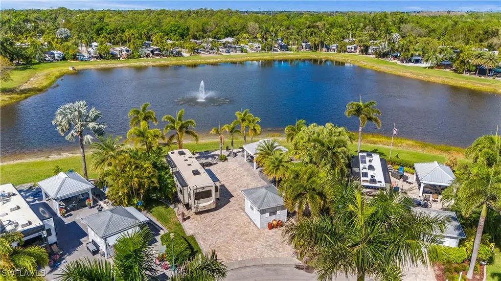 10211 Surfwood Court Fort Myers FL 33905