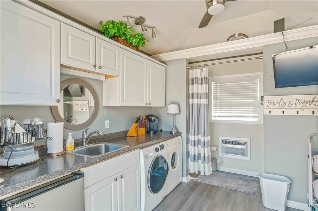 10211 Surfwood Court Fort Myers FL 33905